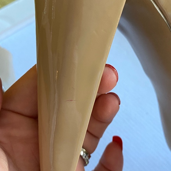 Clearance ❄️ Nude Guess Heels - Picture 12 of 16